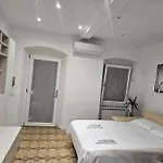 Casa Arcobaleno - Giardino E Parcheggio Gratuito 펜션 *