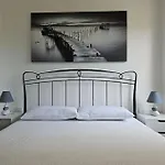 Casa Arcobaleno - Giardino E Parcheggio Gratuito 펜션
