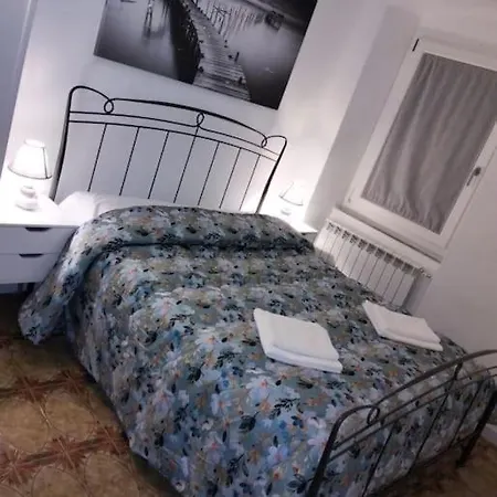 Casa Arcobaleno - Giardino E Parcheggio Gratuito