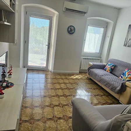 Casa Arcobaleno - Giardino E Parcheggio Gratuito Holiday home La Spezia