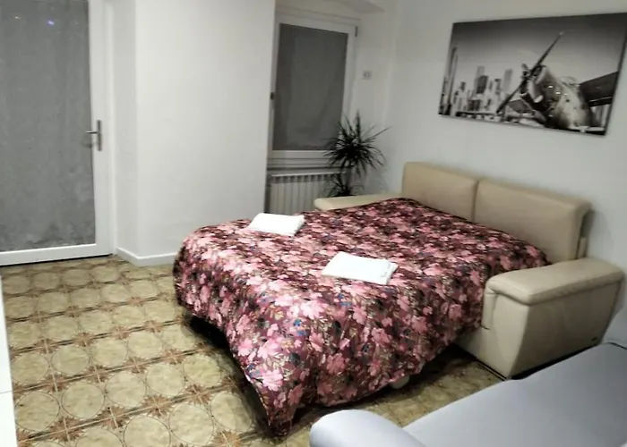 Casa Arcobaleno - Giardino E Parcheggio Gratuito Holiday home La Spezia