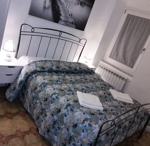 Casa Arcobaleno - Giardino E Parcheggio Gratuito