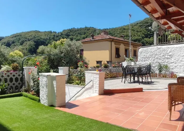 Holiday home Casa Arcobaleno - Giardino E Parcheggio Gratuito